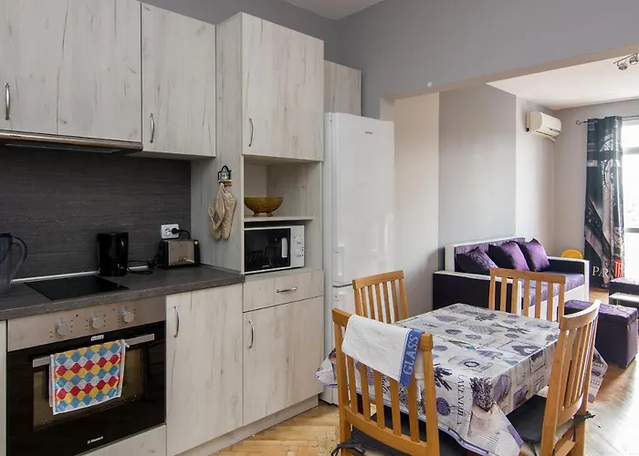 Super Flat In * Варна